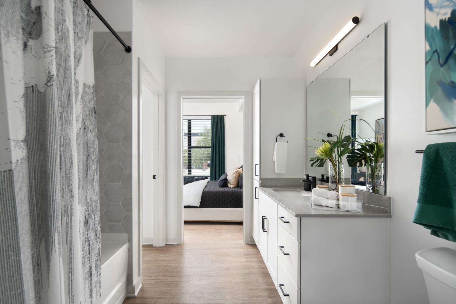 7th&Oak_LuxuryApartments_Bathroom_TampaFlorida